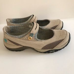 TIMBERLAND VIBRAM MARY JANE  TRAIL HIKING